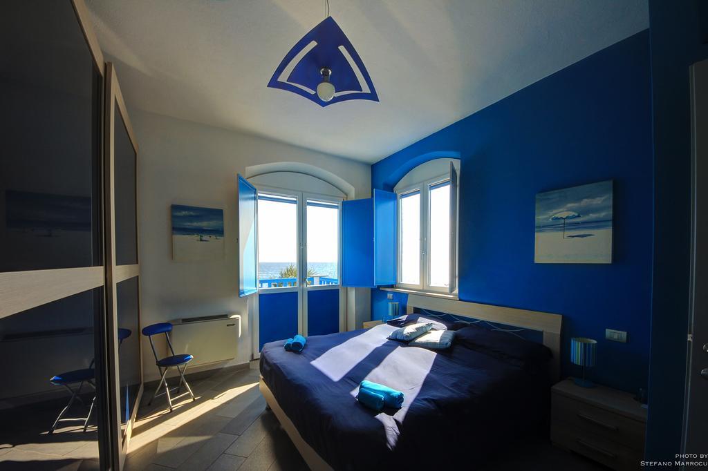 La Casa Sulla Spiaggia Флумини-ди-Кварту Номер фото